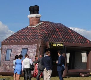 Khổng lồ bền inflatable sân lều hai cửa inflatable uống quán rượu