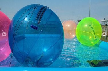 Màu vàng / màu xanh khổng lồ inflatable nước đồ chơi con người nước bong bóng bóng