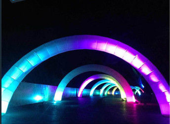 Chiếu sáng trang trí Inflatable Arch Cầu vồng Shape Đối với Race Chạy