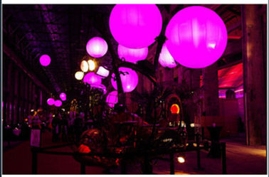 Pha lê đầy màu sắc Led Celling Light Balloon Inflatable cho sự kiện thương mại