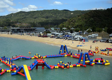 Tuyệt vời công viên nước inflatable cho hồ, công viên nước lớn inflatable với 0.9mm PVC