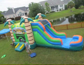 Thương mại Ướt / Khô Inflatable Combo, 0.55 MÉT PVC Jungle Inflatable bouncer Với Slide