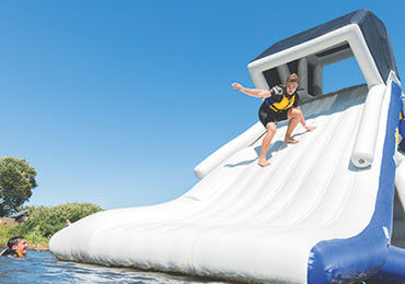 Đảo Wake Công Viên Nước Inflatable Bền Màu Xanh Inflatable Aqua Công Viên Cho Biển