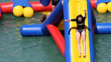 Dành cho người lớn Công viên nước Inflatable Aflex phiêu lưu thổi lên công viên nước cho trò chơi thể thao dưới nước