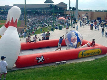 Funny Custom Giant Inflatable Thể Thao Trò Chơi Con Người Bowling Pins Với Zorb Bóng