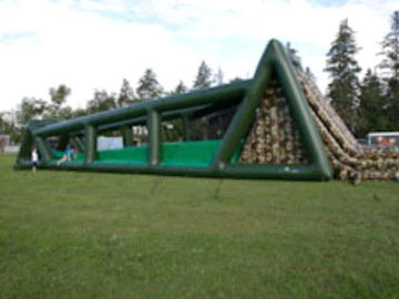 Cao 80ft màu xanh lá cây inflatable trò chơi thể thao dài khổng lồ inflatable dòng zip cho người lớn