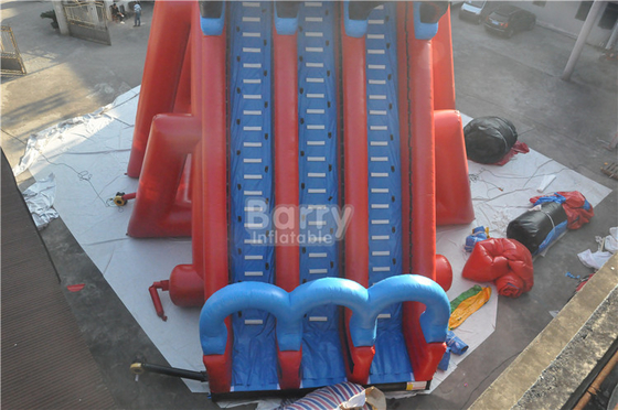 Crazy Inflatable 5K Obstacle Run sự kiện 2023 Màu đỏ và xanh dương