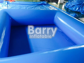 Bể bơi nước di động bền màu xanh cho trẻ em với đồ chơi nước bơm hơi