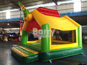Durable Caterpillar Castle Kids Bouncers Inflatable cho sân sau / sân chơi