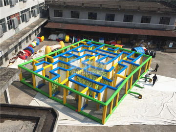 Inflatable lớn Trò chơi tương tác, Inflatable ngô Haunted House Mê với Laser Tag