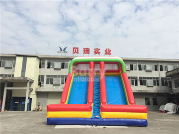 Cầu vồng thương mại đôi làn xe trượt khô inflatable cho trẻ em với in logo