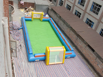 Thú vị nước Inflatable Soccer Field, bóng đá Inflatable Soap Court cho trẻ em