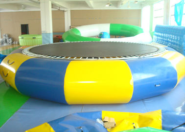 Hồ bơi ngoài trời Inflatable Đồ chơi, Trampoline nước cho trẻ em và người lớn