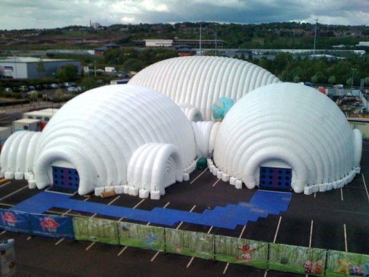 Lều có mái vòm bơm hơi bằng nhựa PVC 0,45mm Cấu trúc hỗ trợ không khí khổng lồ