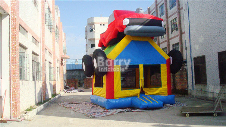 Hình dạng xe hơi Inflatable Bouncer khả năng kháng cháy PVC Tarpaulin / Oxford vải cho công viên