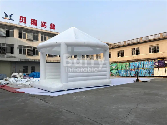 Sân sau 5x4,5m Bouncer bơm hơi Nhảy đám cưới Bounce House