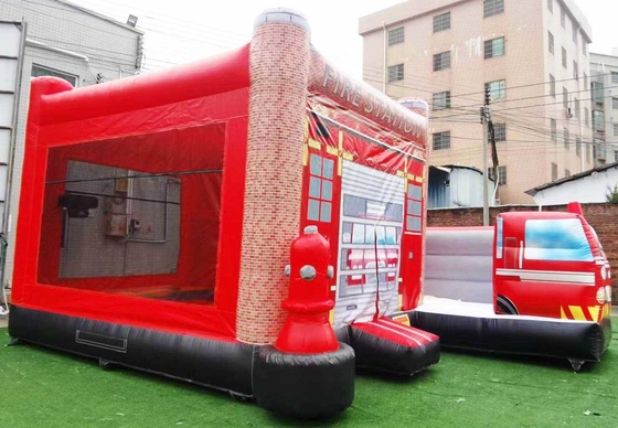 OEM ODM 3 trong 1 Trạm cứu hỏa Bounce House với hồ bơi Bouncy Jumper Lâu đài Water Slide Obstacle For Kids