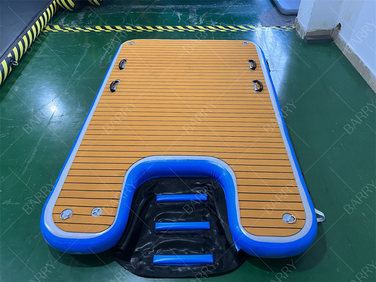 Đường dốc thú cưng có thể điều chỉnh màu gỗ Đường dốc chó di động có thể gập cho hồ và hồ bơi