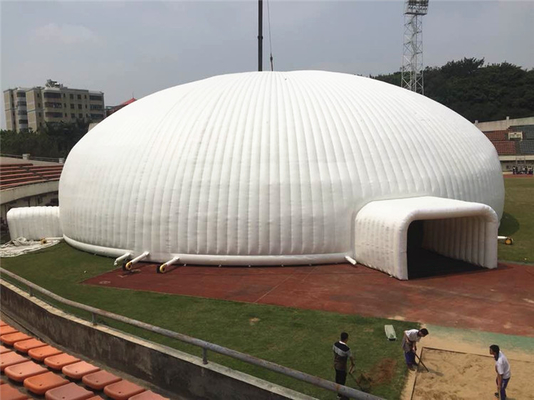 Lều bơm hơi mái vòm PVC khổng lồ OEM Đường kính 10m để cứu trợ thiên tai