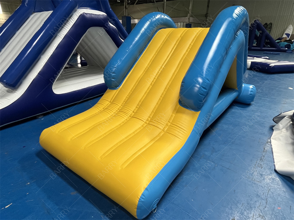 Lake Inflatable Water Tower Climbing Slide, Factory Direct Selling Inflatable Floating Water Slide Cho Công viên Nước