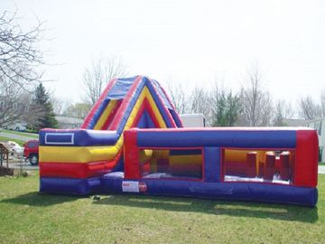 Cuối cùng Survivor Inflatable nổi vượt chướng ngại vật với Cliff Slide cho đội xây dựng