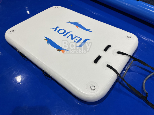 Nền tảng bến cảng bơm màu trắng tùy chỉnh với cầu thang để bơi hoặc trượt tuyết Jet Boat Station