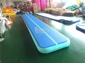 Thảm thể thao ngoài trời Bơm hơi Trampoline Theo dõi cho phòng tập thể dục OEM ODM