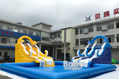 Kích thước tùy chỉnh slide nước bơm hơi với hồ bơi cho thuê kinh doanh