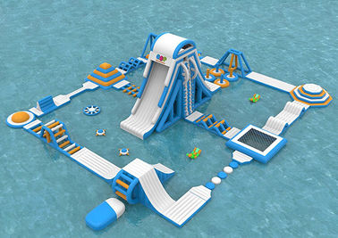 Biển Inflatable nổi Công viên nước, Giant Adult Inflatable nước Splash Park Thiết bị