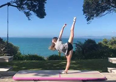Nhẹ nhàng và dễ dàng Cài đặt Yoga Bounce Yoga Thể dục Mat với Bộ dụng cụ sửa chữa