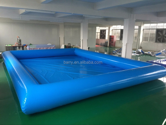 Bể bơi bơm hơi di động có đồ chơi lăn nước